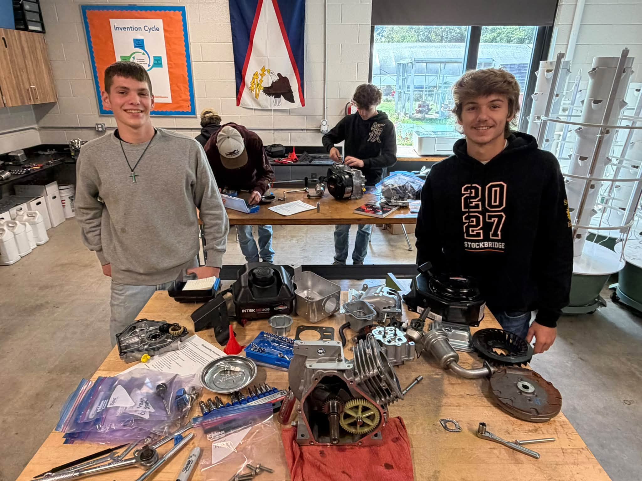 FFA students working on engines