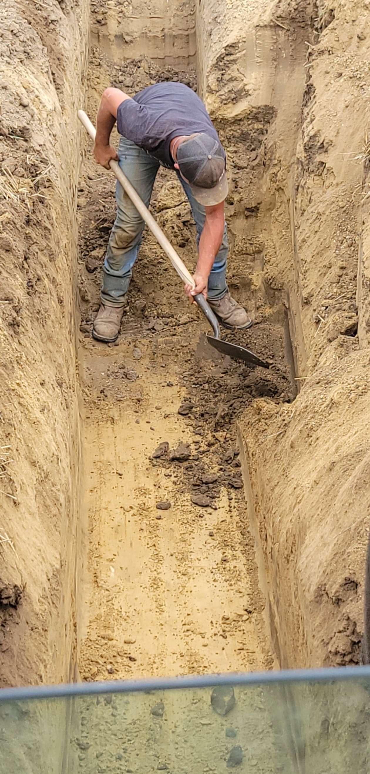 Griffing Messing FFA Ubly Doing Excavation Work